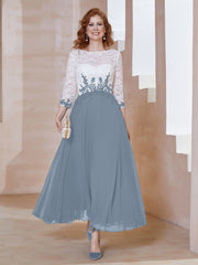 Robe en Mousseline avec Longueur de Mollet à Col Appliqué Bleu Poudré Grande Taille