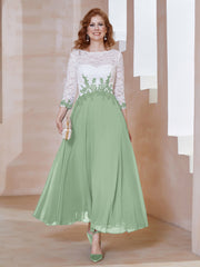 Robe en Mousseline avec Longueur de Mollet à Col Appliqué Sauge Poudrée