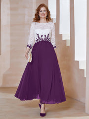 Robe en Mousseline avec Longueur de Mollet à Col Appliqué Raisin