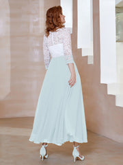Robe en Mousseline avec Longueur de Mollet à Col Appliqué Brume