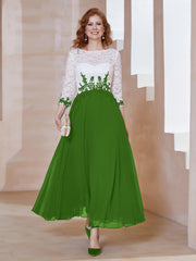 Robe en Mousseline avec Longueur de Mollet à Col Appliqué Mousse