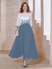 Robe en Mousseline avec Longueur de Mollet à Col Appliqué Bleu de Schiste Grande Taille