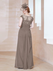 Robe en Mousseline Dentelle à Col Illusion Scoop Taupe