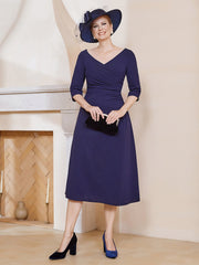 Robe Plissée de A-ligne à Col en V Longueur de Mollet en Mousseline Bleu Marine