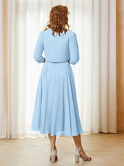 Robe de A-ligne en Mousseline et Dentelle à Col Illusion Longueur de Mollet Bleu Ciel