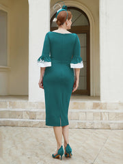 Robe Fourreau Plissée et Appliquée à Encolure en Scoop Paon