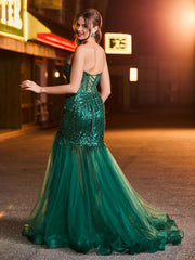 Maxi Robe Trompette Sans Bretelles en Paillettes avec Traîne et Fente Vert Foncé