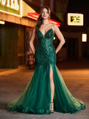 Maxi Robe Trompette Sans Bretelles en Paillettes avec Traîne et Fente Vert Foncé