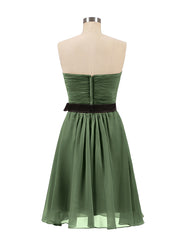 Col en Cœur Robe Courte avec Ceinture Olive Vertee Olive Verte