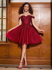 Robe en tulle à corset appliqué et épaules dénudées Bordeaux