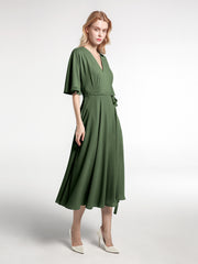 Robe en Mousseline à Col en V avec Demi-Manches Longueur de Mollet Olive Verte