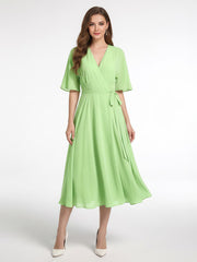 Robe en Mousseline à Col en V avec Demi-Manches Longueur de Mollet Sauge Grande Taille